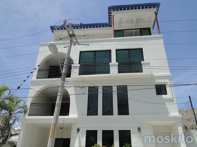 20th Av and 20th Street, Playa del Carmen